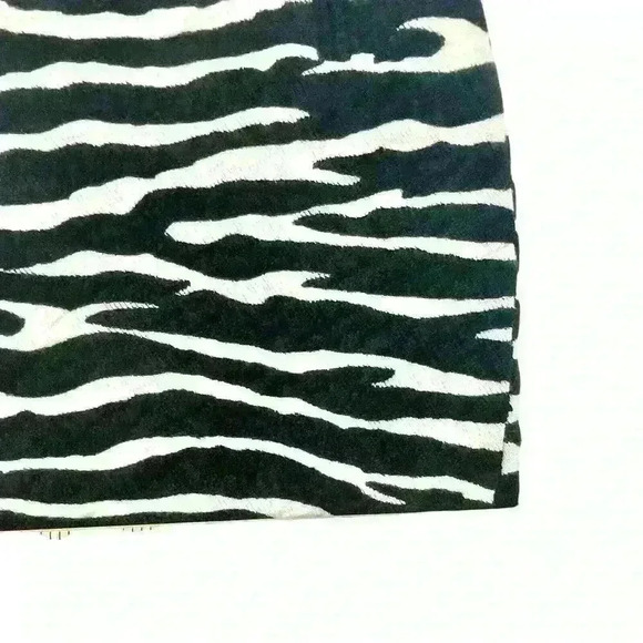 Morgan de Toi Zebra  Mini Skirt, S, Faux Wool Boho Y2K Sexy Goth Festival Style - Picture 11 of 16